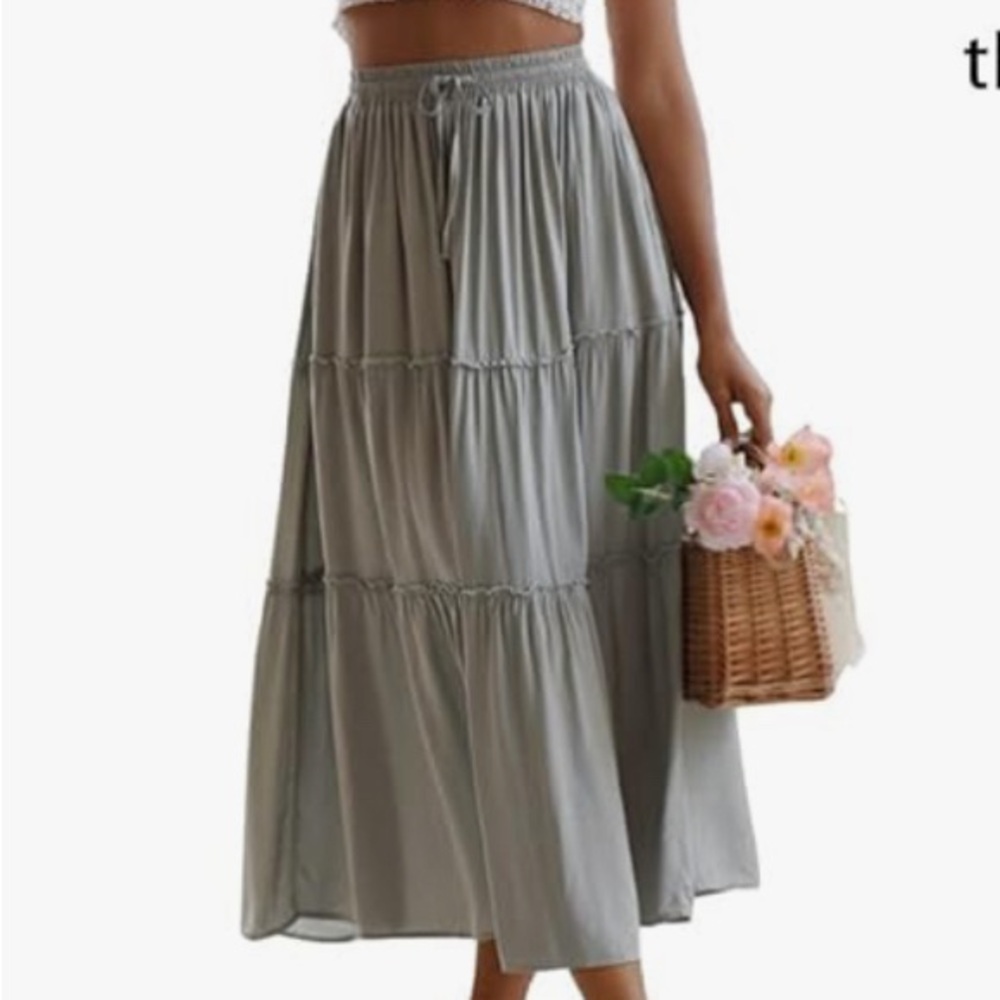 Sage Elastic Tiered Skirt - Picture 2 of 3